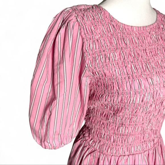Pink Stripe Smocked Puff Sleeve Fit & Flare Mini Dress NWT L Coquette Barbiecore - Picture 7 of 7